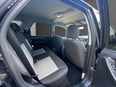 Ford  maverick  2.3 i 16v break 150cv entretiens ford occasion simplicicar meaux simplicicar simplicibike france