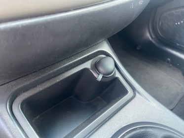 Ford  maverick  2.3 i 16v break 150cv entretiens ford occasion simplicicar meaux simplicicar simplicibike france