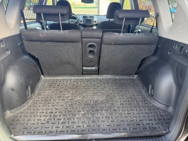 Toyota rav4 rc 150 d-4d 2wd limited edition occasion simplicicar meaux simplicicar simplicibike france