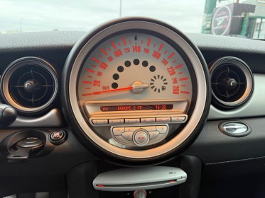 Mini  mini one 1.4 i 16v 75 cv hatch occasion simplicicar meaux simplicicar simplicibike france