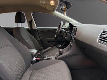 Seat leon 1.2 tsi 110 style sièges chauffants garantie 12 mois occasion simplicicar dijon simplicicar simplicibike france