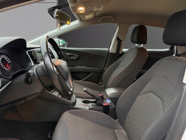 Seat leon 1.2 tsi 110 style sièges chauffants garantie 12 mois occasion simplicicar dijon simplicicar simplicibike france