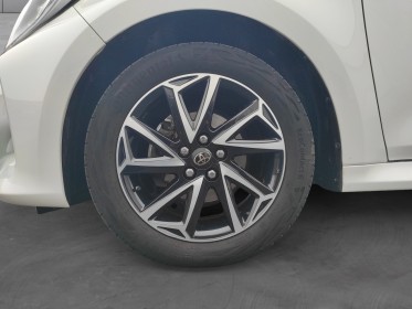 Toyota yaris my20 70 ch vvt-i design - garantie 12 mois occasion simplicicar reims simplicicar simplicibike france