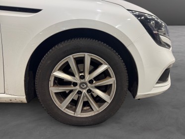 Renault megane iv berline tce 130ch energy zen garantie 12 mois occasion montpellier (34) simplicicar simplicibike france