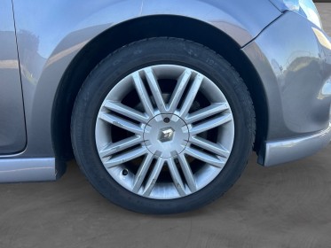 Renault clio iii 1.6 128 gt toit ouvrant gps bluetooth garantie 12 mois occasion simplicicar colmar simplicicar simplicibike...