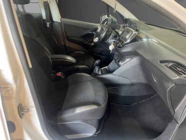 Peugeot 208 business 1.6 bluehdi 100ch ss bvm5 business pack occasion avignon (84) simplicicar simplicibike france