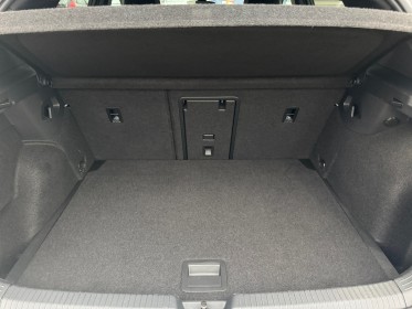 Volkswagen golf viii 1.5 e-tsi 150 dsg 7 r line caméra acc angles mort garantie 12 mois occasion barberey simplicicar...