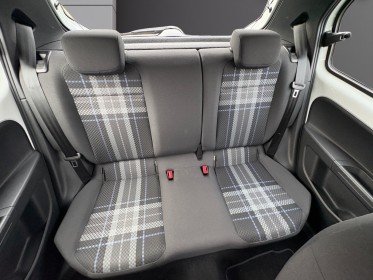 Volkswagen up up 1.0 60cv up club automatique- bip de recul-climatisation-ecran garmin- occasion champigny-sur-marne (94)...