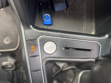 Volkswagen taigo 1.5 tsi 150 dsg7 r-line toit panoramique carplay son beats camera de recul démarrage sans clé garantie...