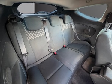 Renault megane iii coupe energy eco2 tce 115 occasion avignon (84) simplicicar simplicibike france