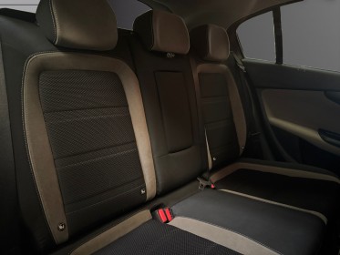 Fiat tipo 5 portes 1.4 t-jet 120 ch easy /crochet attelage/camera recul/garantie 12 mois occasion simplicicar saint-jean...