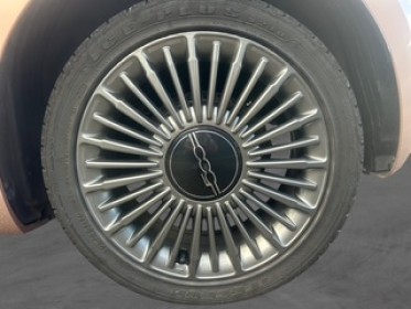 Fiat 500 nouvelle my22 serie 1 step 1 e 118 ch icône plus magik eyes toit panoramique garantie 12 mois occasion simplicicar...