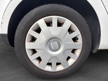 Seat ibiza 1.9 tdi 105 fap réference / distribution faite / garantie 12 mois occasion simplicicar lyon nord simplicicar...