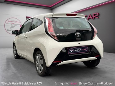 Toyota aygo 1.0 vvt-i x-play garantie 12 mois occasion simplicicar brie-comte-robert simplicicar simplicibike france