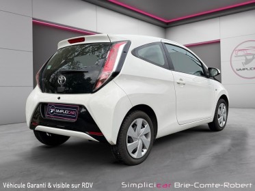 Toyota aygo 1.0 vvt-i x-play garantie 12 mois occasion simplicicar brie-comte-robert simplicicar simplicibike france