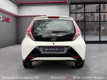 Toyota aygo 1.0 vvt-i x-play garantie 12 mois occasion simplicicar brie-comte-robert simplicicar simplicibike france
