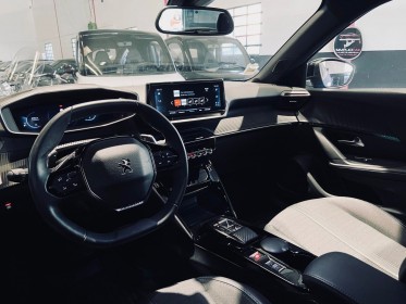 Peugeot 2008 130 ch ss eat8 allure pack - moteur nouvelle génération - garantie 12 mois - occasion  simplicicar aix les...