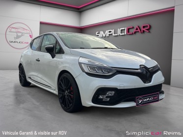 Renault clio iv 1.6 turbo 220 edc rs trophy - garantie 12 mois occasion simplicicar reims simplicicar simplicibike france