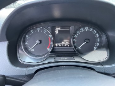 Skoda fabia 1.0 mpi 60 ch greentec active occasion simplicicar lille  simplicicar simplicibike france