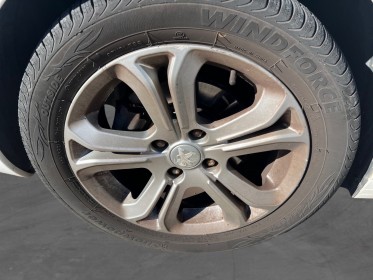 Peugeot 208 allure 1.2 82ch bvm5 occasion avignon (84) simplicicar simplicibike france