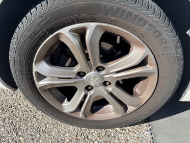 Peugeot 208 allure 1.2 82ch bvm5 occasion avignon (84) simplicicar simplicibike france