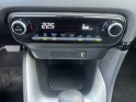 Toyota yaris hybride my22 116h design entretien toyota 1ère main caméra de recul carplay line assist garantie 12 mois...