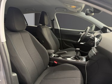 Peugeot 308 bluehdi 100ch ss bvm6 style garantie 12 mois occasion abbeville simplicicar simplicibike france