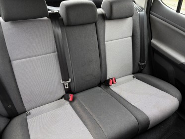 Skoda fabia 1.2 12v 60ch active 2 - garantie pro 12 mois occasion simplicicar brest simplicicar simplicibike france