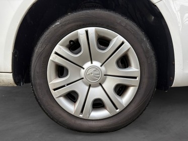 Skoda fabia 1.2 12v 60ch active 2 - garantie pro 12 mois occasion simplicicar brest simplicicar simplicibike france