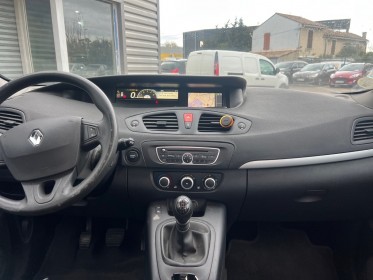Renault scenic iii dci 95 fap eco2 authentique euro 5 occasion avignon (84) simplicicar simplicibike france