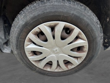 Renault scenic iii dci 95 fap eco2 authentique euro 5 occasion avignon (84) simplicicar simplicibike france