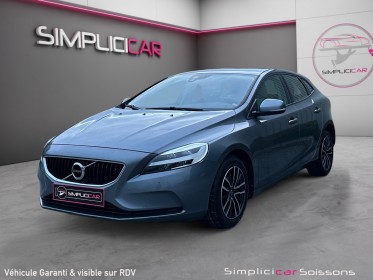 Volvo v40 business d2 120 ch business - suivi/caméra de recul/radar ar - garantie 12 mois occasion simplicicar soissons...