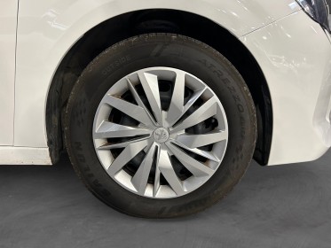 Peugeot 208 active bluehdi 100ch ss bvm6 garantie 12 mois occasion montpellier (34) simplicicar simplicibike france