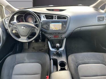 Kia cee'd sw business 1.6 crdi 110 ch isg business occasion simplicicar la fleche simplicicar simplicibike france