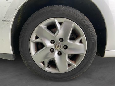 Renault scenic iii 1.5 dci 95 fap eco2 expression euro 5 2011 - garantie 12 mois occasion simplicicar brest simplicicar...