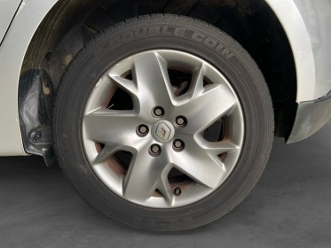 Renault scenic iii 1.5 dci 95 fap eco2 expression euro 5 2011 - garantie 12 mois occasion simplicicar brest simplicicar...