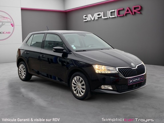 Skoda fabia 1.0 tsi 95 ch bvm5 business carplay régulateur radar de recul garantie 12 mois occasion barberey simplicicar...
