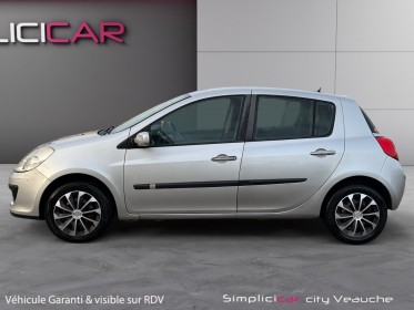 Renault clio iii 1.5 dci 70 dynamique clim / distri neuf occasion simplicicar veauche simplicicar simplicibike france