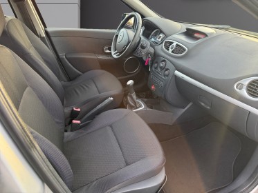 Renault clio iii 1.5 dci 70 dynamique clim / distri neuf occasion simplicicar veauche simplicicar simplicibike france