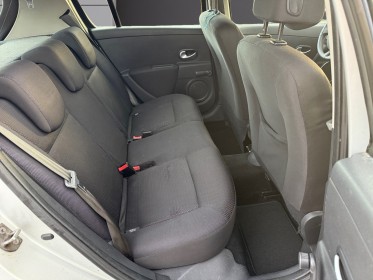 Renault clio iii 1.5 dci 70 dynamique clim / distri neuf occasion simplicicar veauche simplicicar simplicibike france