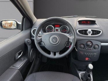 Renault clio iii 1.5 dci 70 dynamique clim / distri neuf occasion simplicicar veauche simplicicar simplicibike france