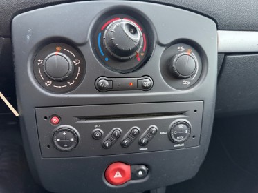 Renault clio iii 1.5 dci 70 dynamique clim / distri neuf occasion simplicicar veauche simplicicar simplicibike france