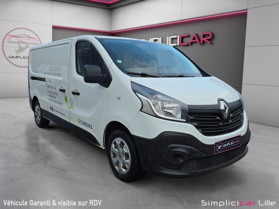 Renault trafic fourgon gn l2h1 1200 kg dci 120 e6 grand confort//garantie 12 mois// occasion simplicicar lille  simplicicar...