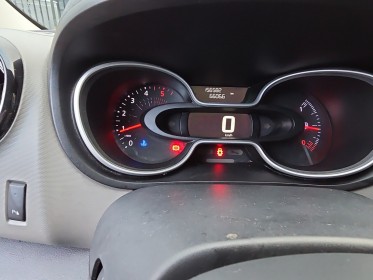 Renault trafic fourgon gn l2h1 1200 kg dci 120 e6 grand confort//garantie 12 mois// occasion simplicicar lille  simplicicar...