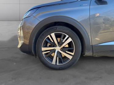 Peugeot 3008 hybrid 225 e-eat8 gt / toit ouvrant panoramique / caméra de recul / apple car play occasion simplicicar...