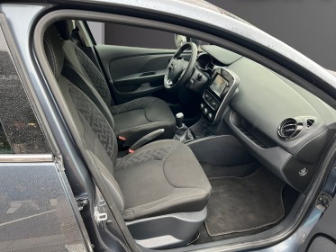 Renault clio iv 1.2 16v 75 limited//garantie 12 mois// occasion simplicicar lille  simplicicar simplicibike france