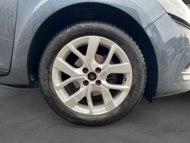 Renault clio iv 1.2 16v 75 limited//garantie 12 mois// occasion simplicicar lille  simplicicar simplicibike france