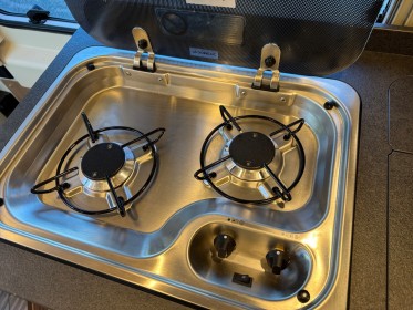 Carthago malibu van 640 lerb 2.2 multijet 160 bva family for 4 gt skyview toit relevable 4 couchages porte vélos garantie......