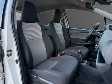 Toyota yaris ultimate 70 vvt-i ultimate entretien toyota bluetooth régulateur de vitesse caméra de recul garantie 12 mois...