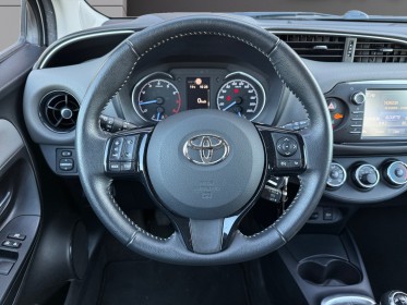 Toyota yaris ultimate 70 vvt-i ultimate entretien toyota bluetooth régulateur de vitesse caméra de recul garantie 12 mois...